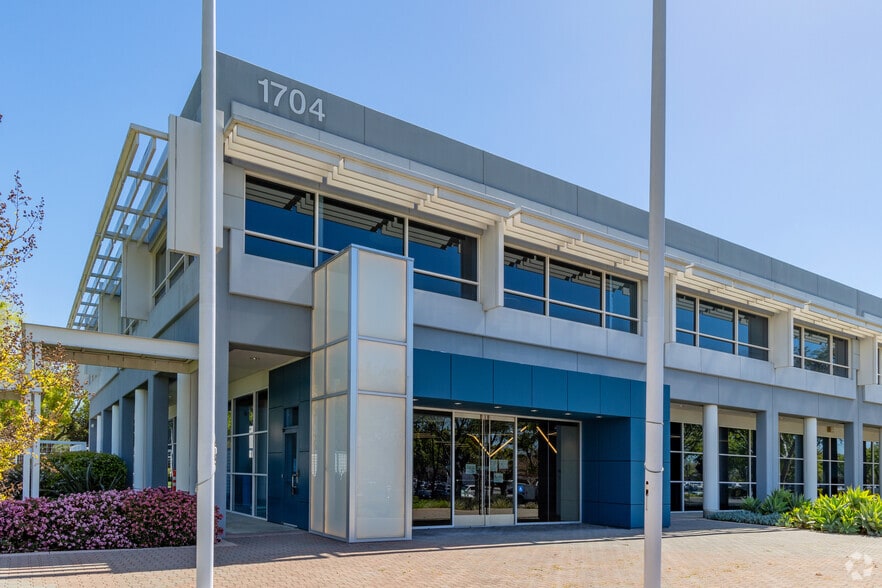 More Photos Of 1704 Automation Pky, San Jose Research And Development For Lease