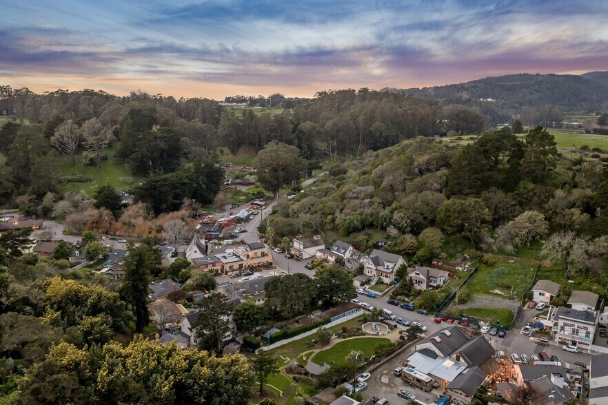 More Photos Of 11 Wharf Rd, Bolinas General Retail For Sale