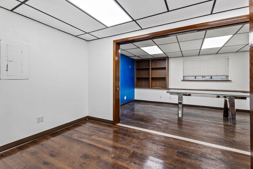 More Photos Of 108 N Depot Dr, Fort Pierce Office Residential For Lease