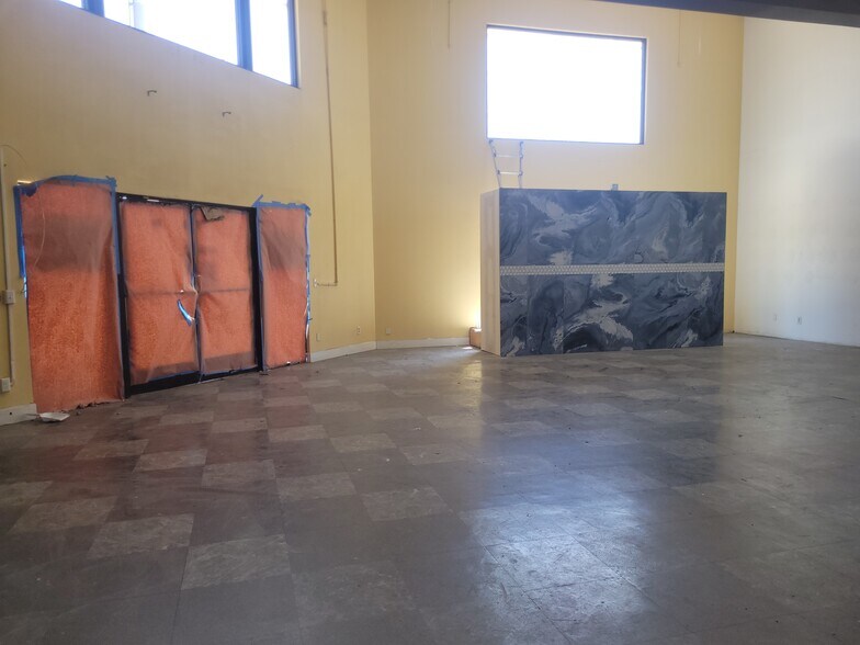 More Photos Of 2101 Pacific Coast Hwy, Lomita Storefront Retail Office For Lease