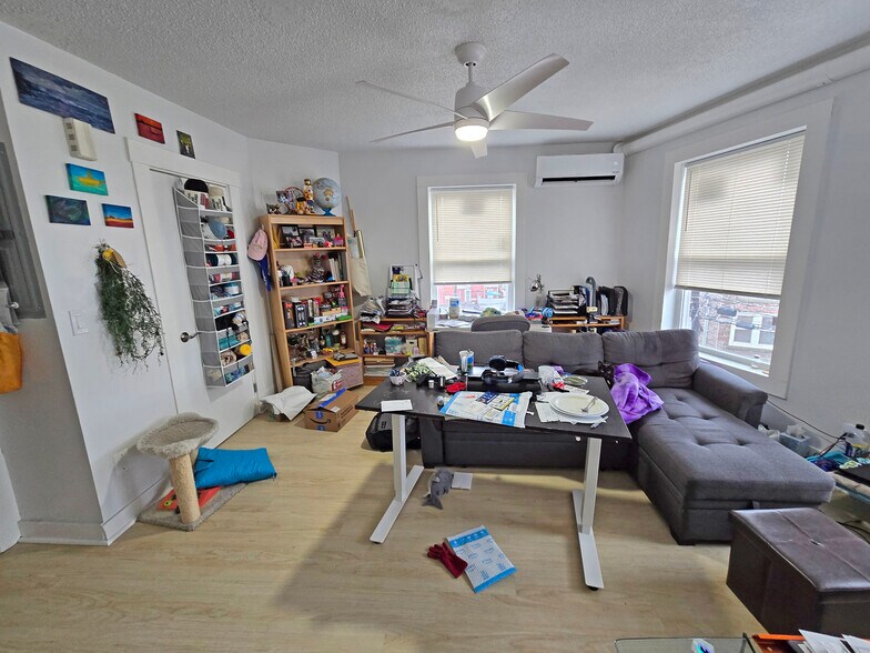 More Photos Of 122-126 Felton St, Waltham Apartments For Sale