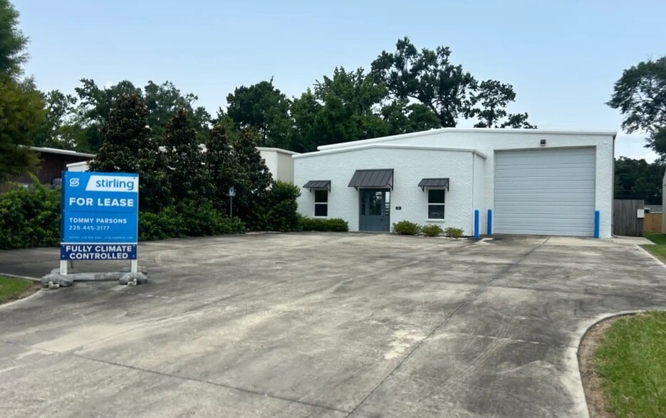 More Photos Of 308 Eastbank st, Gonzales Industrial For Lease