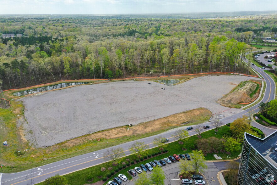 More Photos Of 13701 Bon Secours Dr, Midlothian Medical For Lease
