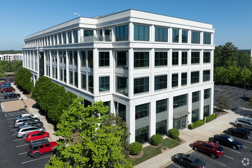 More Photos Of 8041 Arco Corporate Dr, Raleigh Office For Lease