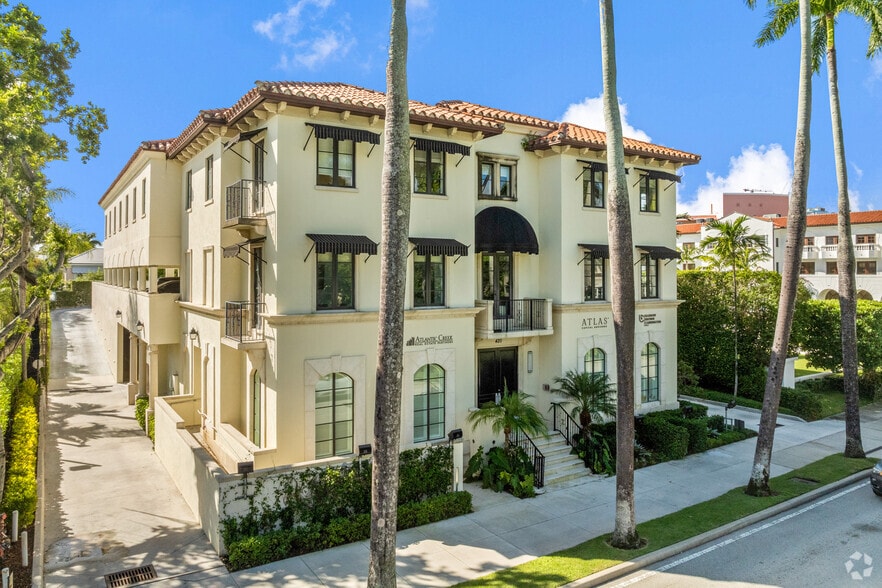 More Photos Of 420 Royal Palm Way, Palm Beach Office For Lease