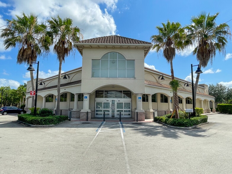 More Photos Of 2499 SW 101st Ave, Miramar Drugstore For Sale
