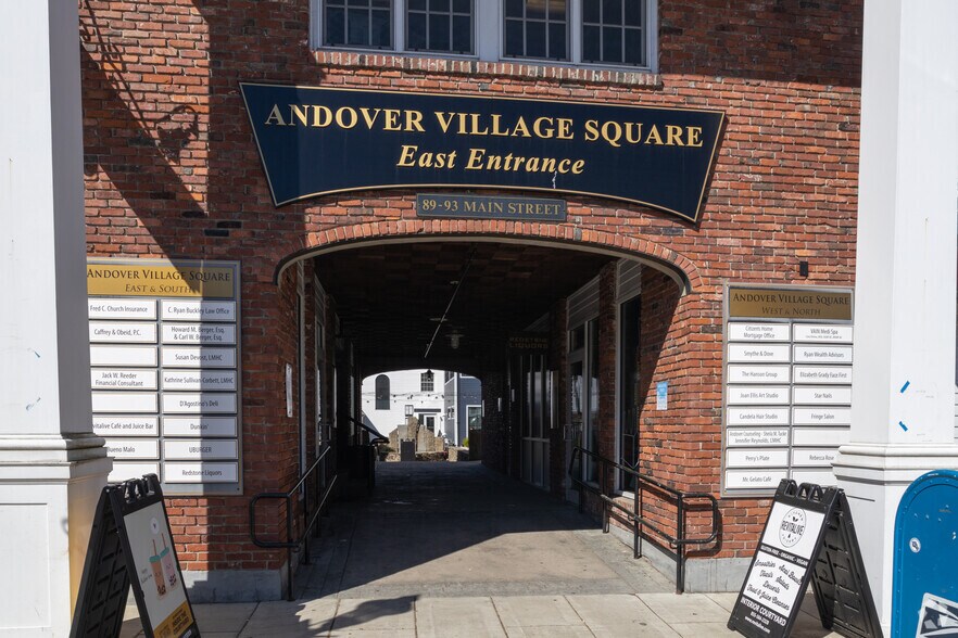 More Photos Of 89-93 Main St, Andover Loft Creative Space For Lease
