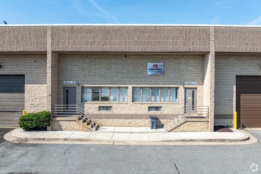More Photos Of 9070 Maier Rd, Laurel Warehouse For Lease