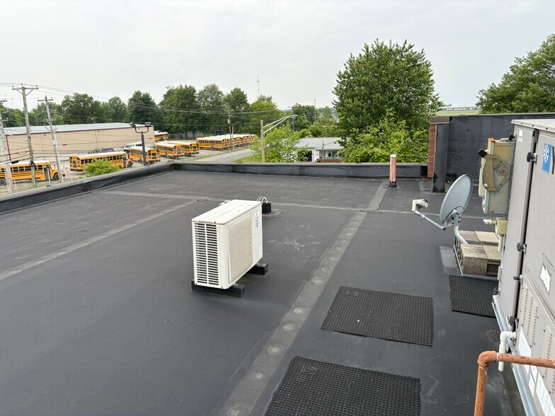 More Photos Of 1000 N Williams St, Paulding Drugstore For Sale