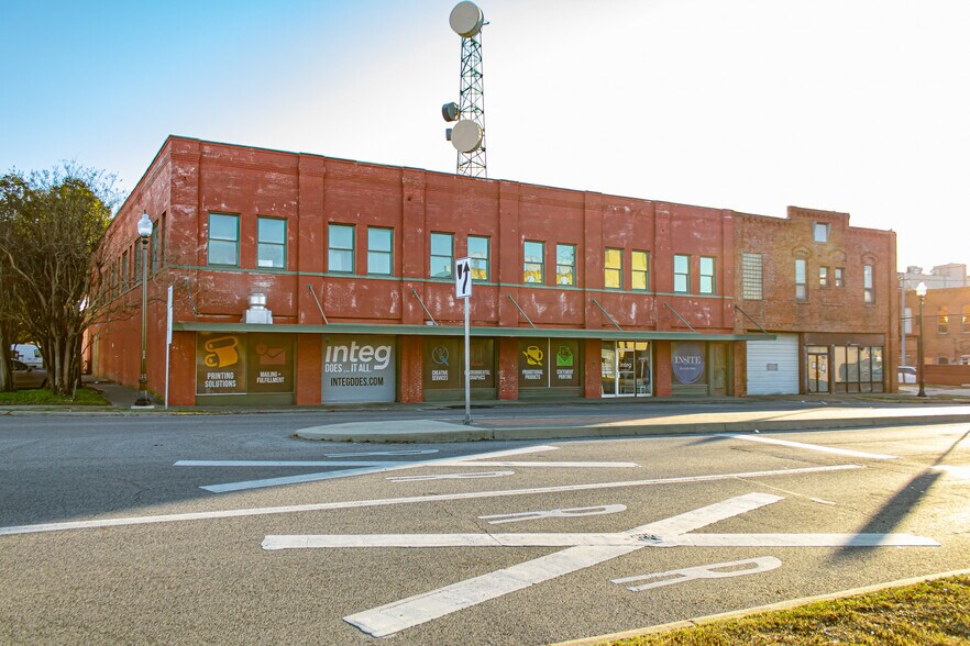 More Photos Of 123 William J Bryan Parkway, Bryan Warehouse For Sale