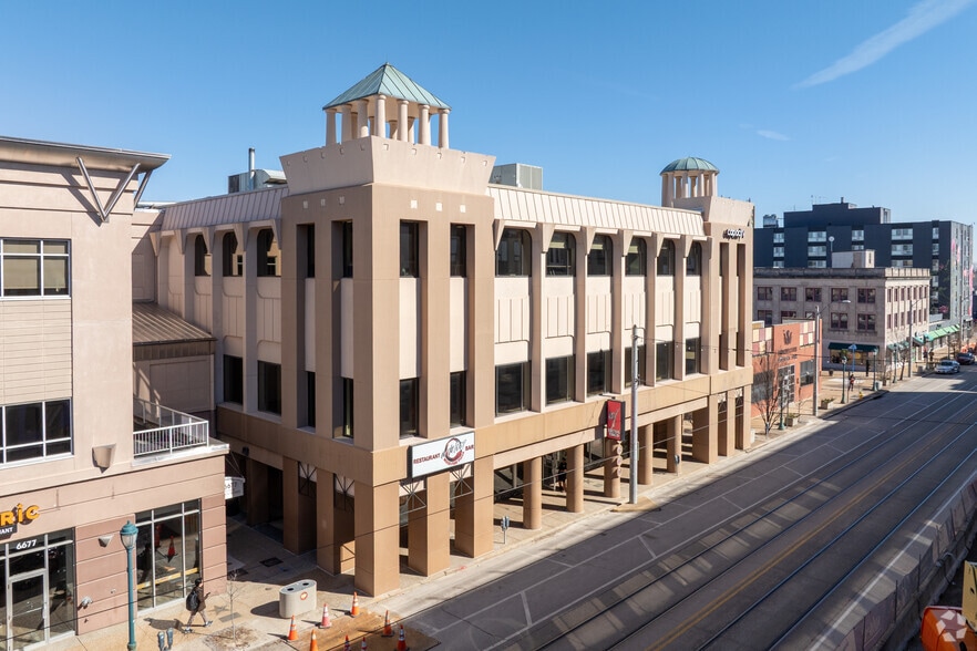 Primary Photo Of 6665 Delmar Blvd, University City Office For Lease