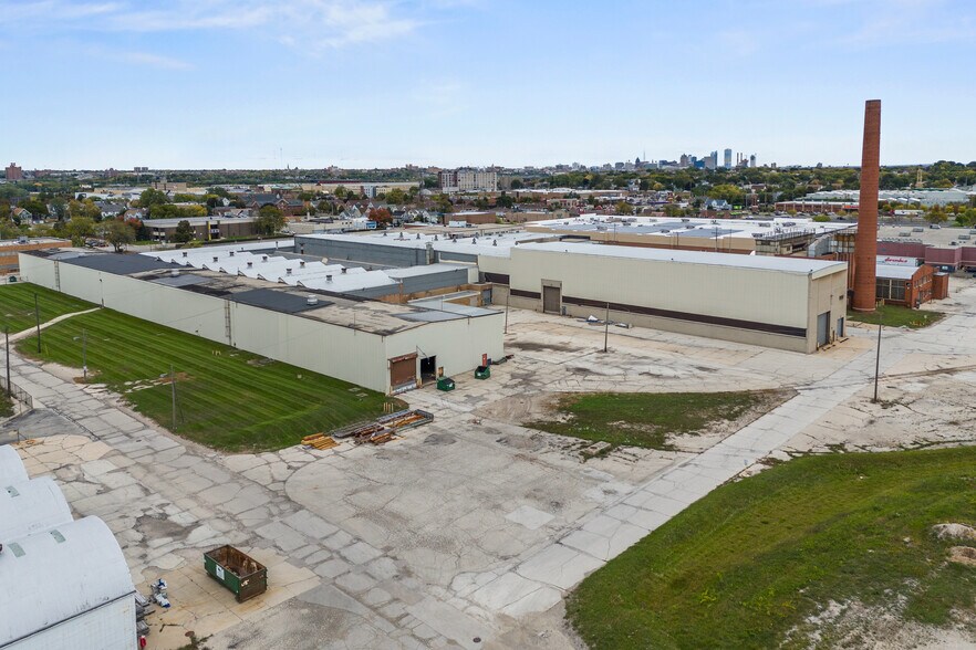 More Photos Of 4700B W Mitchell St, Milwaukee Unknown For Lease