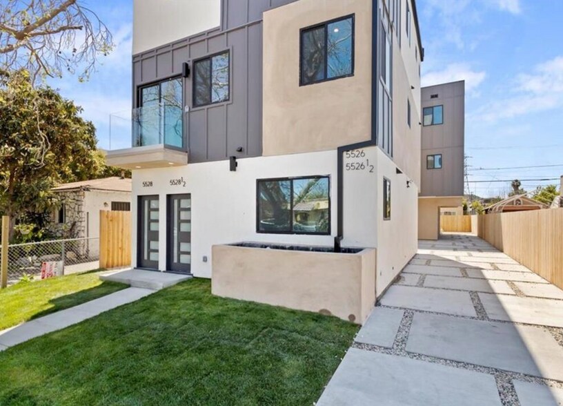 More Photos Of 5526 Blackwelder St, Los Angeles Apartments For Sale