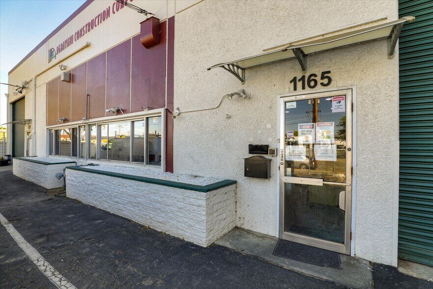 More Photos Of 1165-1169 N 5th St, San Jose Service For Sale