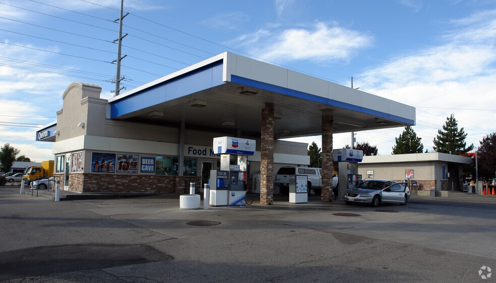 More Photos Of 8980 S Redwood Rd, West Jordan Convenience Store For Lease