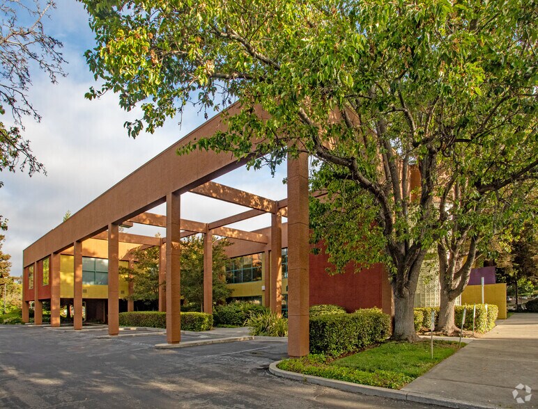 More Photos Of 577 Salmar Ave, Campbell Office For Sale