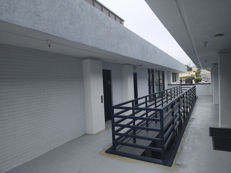 More Photos Of 901 N Pacific Coast Hwy, Redondo Beach Medical For Lease