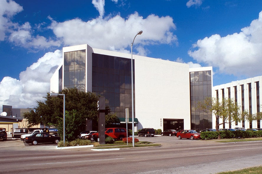 More Photos Of 6430 Richmond Ave, Houston Office Residential For Lease
