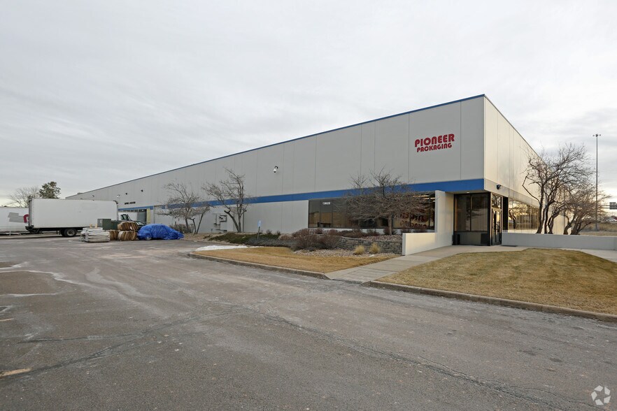 Primary Photo Of 13802 E 33rd Pl, Aurora Warehouse For Lease