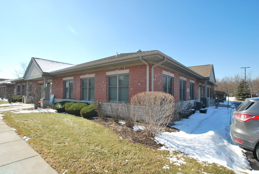 More Photos Of 16626 W 159th St, Lockport Office For Lease