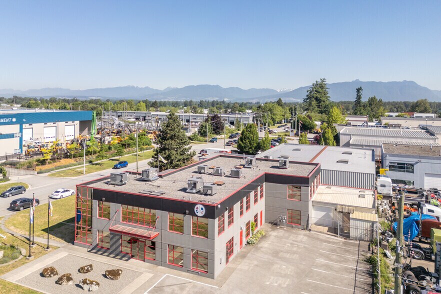 More Photos Of 19005 94th Ave, Surrey Flex For Lease