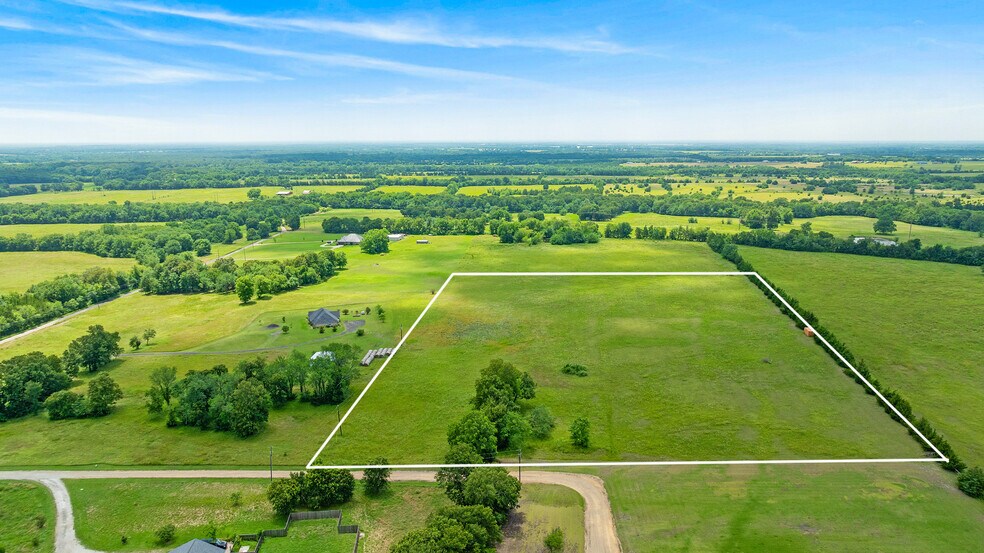 More Photos Of TBD County Road 12200, Paris Land For Sale