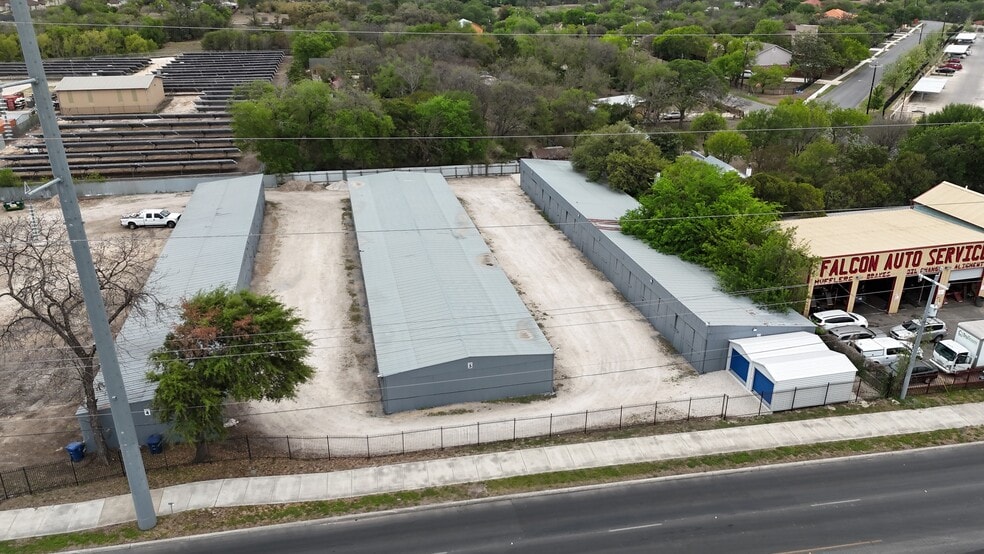 More Photos Of 4930 Callaghan Rd, San Antonio Self Storage For Sale