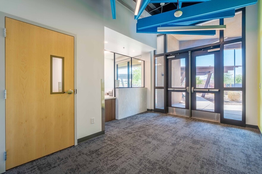 More Photos Of 8850 E Via de Ventura, Scottsdale Schools For Sale