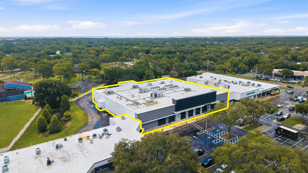 Primary Photo Of 2519 N McMullen Booth Rd, Clearwater Freestanding For Lease