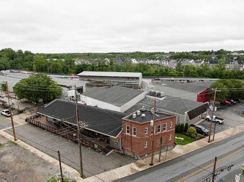 More Photos Of 425 Bridge St, Phoenixville Freestanding For Sale