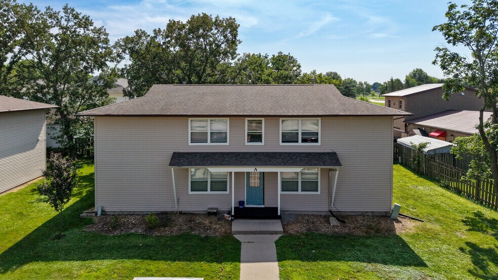 Primary Photo Of 450 N Dubuque St, North Liberty Apartments For Sale
