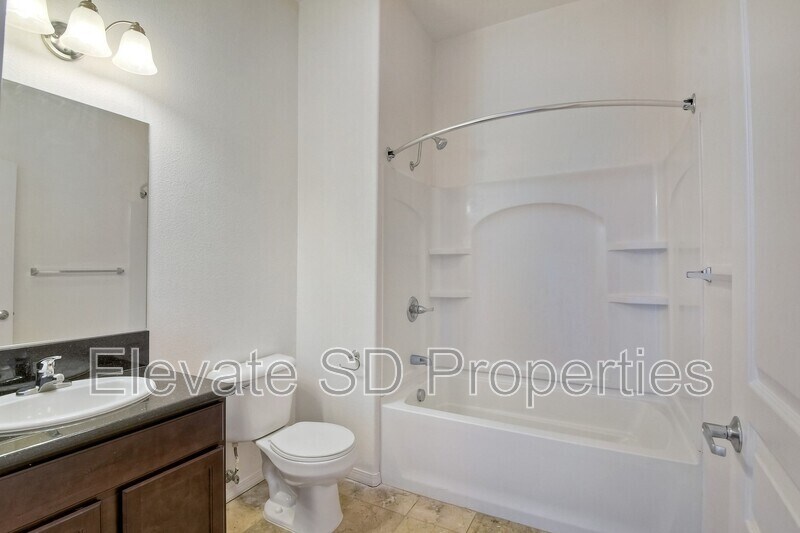 More Photos Of 819-825 D Ave, National City Apartments For Lease