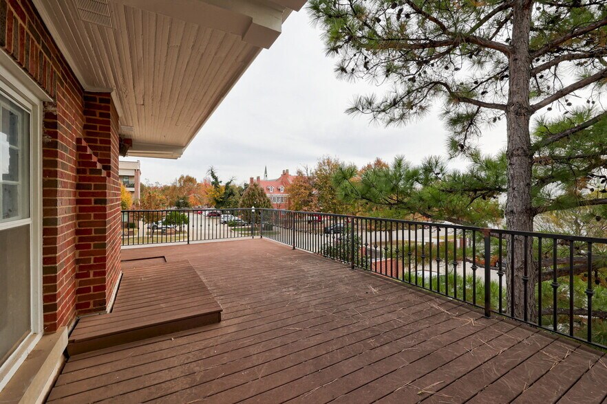 More Photos Of 1319 N Classen Dr, Oklahoma City Office For Lease