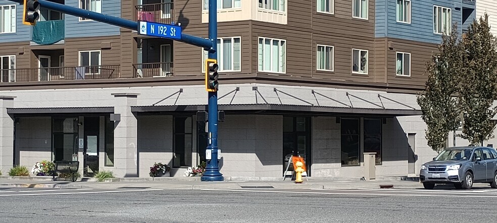 More Photos Of 19240 Aurora Ave N, Shoreline Apartments For Lease