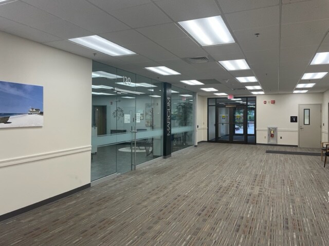 More Photos Of 101 Munson St, Greenfield Medical For Lease