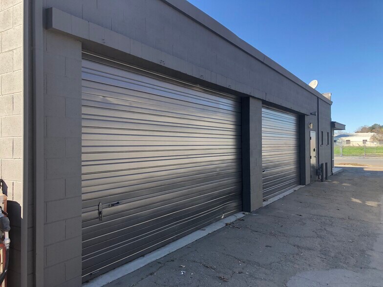 More Photos Of 438 Auzerais Ave, San Jose Distribution For Lease