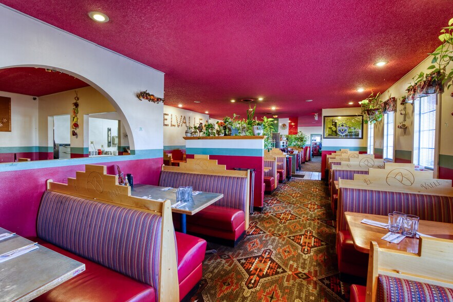 More Photos Of 410 Yakima Valley Hwy, Sunnyside General Retail For Sale