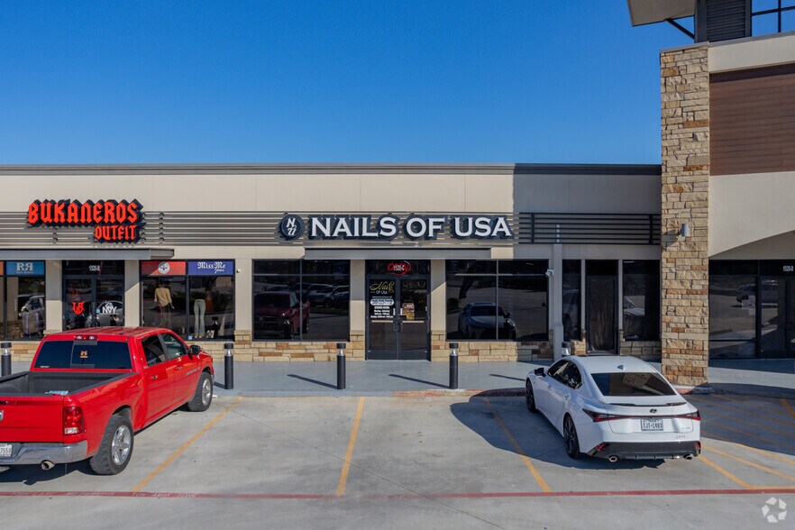 More Photos Of 1520 College Ave, South Houston Storefront For Lease