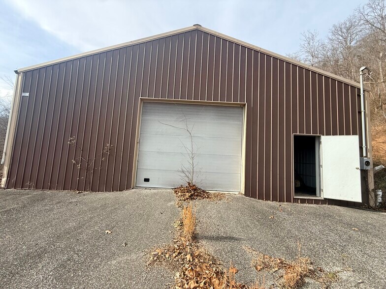 More Photos Of 13125 Old US Route 23, Catlettsburg Industrial For Sale