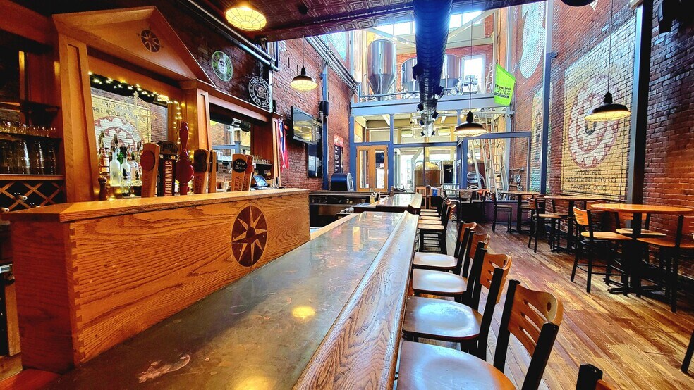 More Photos Of 167 Front St, Marietta Restaurant For Sale