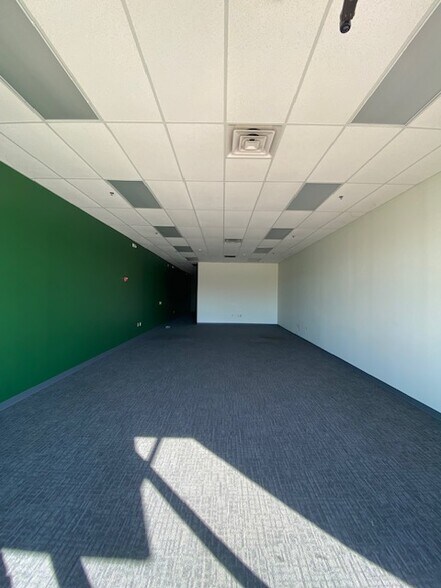 More Photos Of 711 Estes Dr, Longview Unknown For Lease