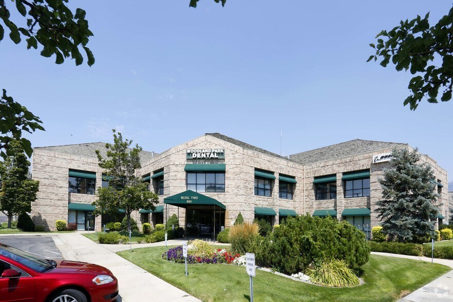 More Photos Of 880 Heritage Park Blvd, Layton Unknown For Lease