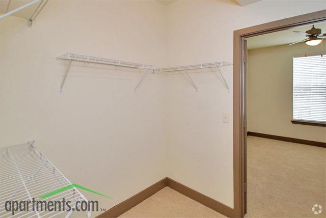 More Photos Of 744 Brick Row, Richardson Apartments For Lease