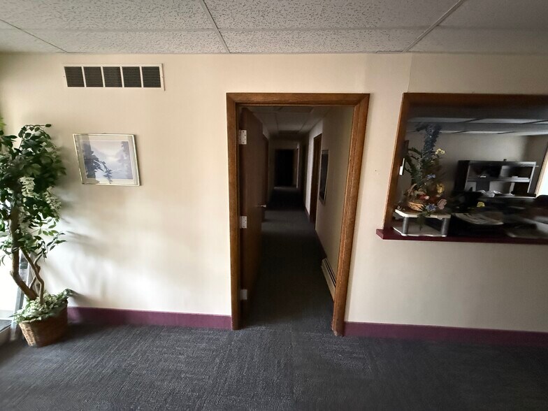 More Photos Of 731 Gratiot Ave, Saginaw Loft Creative Space For Lease