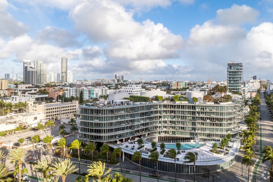 More Photos Of 1 Collins Ave, Miami Beach Apartments For Lease