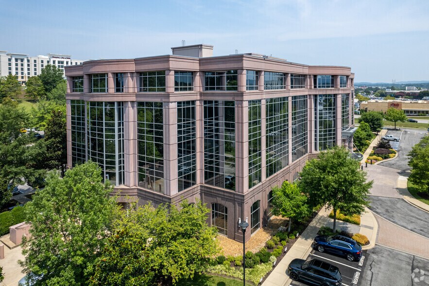 More Photos Of 2034 Hamilton Place Blvd, Chattanooga Unknown For Lease
