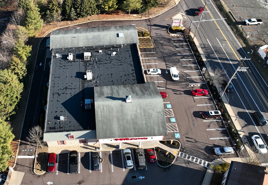 More Photos Of 2801 Egypt Rd, Audubon Drugstore For Sale