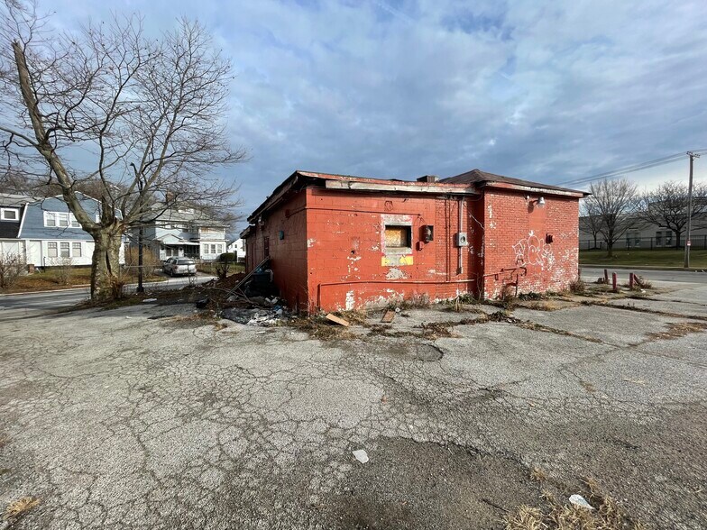 More Photos Of 1706 Hayden Ave, East Cleveland Auto Dealership For Sale