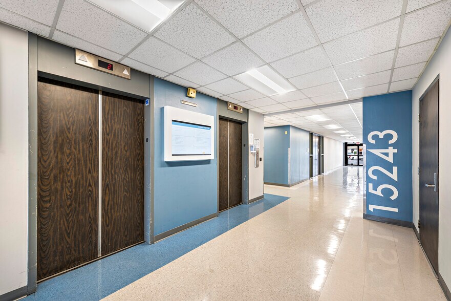 More Photos Of 15243 Vanowen St, Van Nuys Medical For Lease