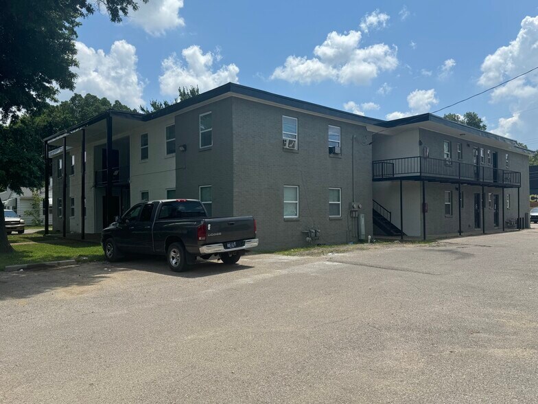 More Photos Of 1744 N Graham St, Memphis Apartments For Sale